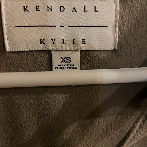 Kendall & Kylie Dress - Picture 3 of 4